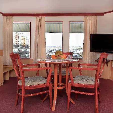 Boat Fortuna 3* Budapešť